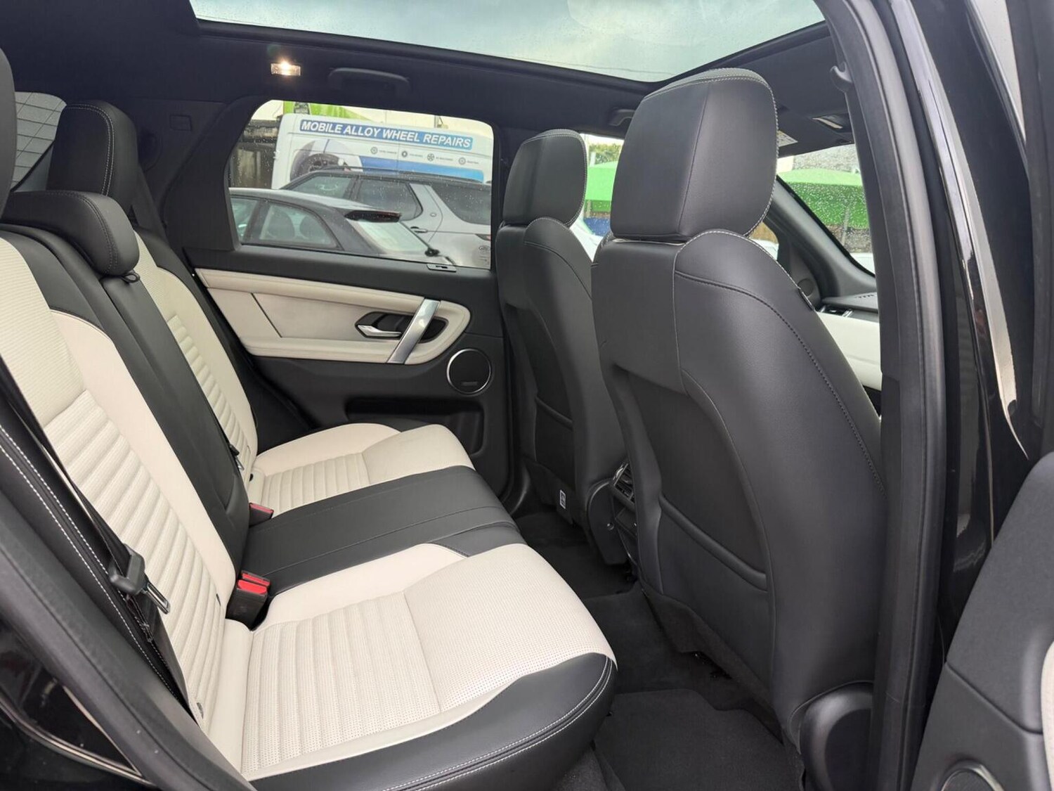 Used Land Rover Discovery Sport 2022 for sale - 77694349: Photo 33