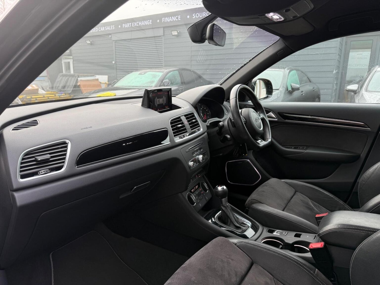 Used Audi Q3 2018 for sale - 77888463: Photo 31