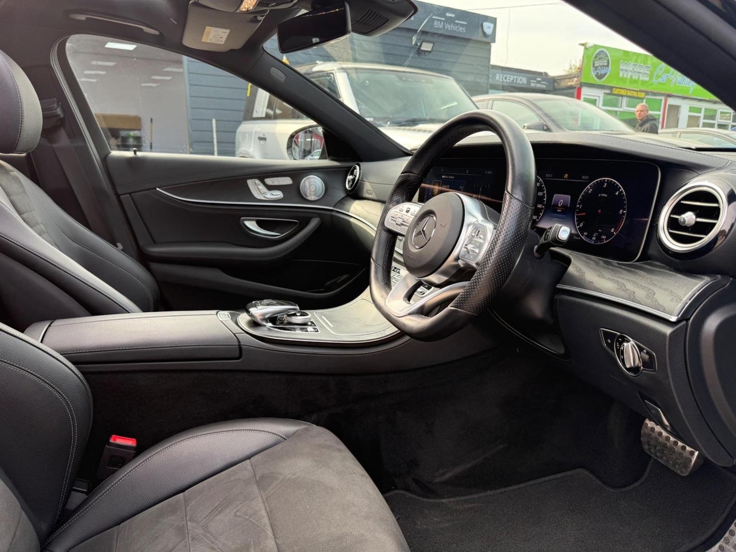 Used Mercedes-Benz E Class 2020 for sale - 76713006: Photo 12