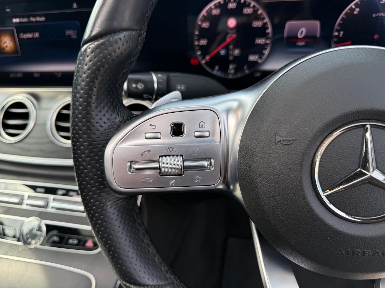 Used Mercedes-Benz E Class 2020 for sale - 76713006: Photo 17