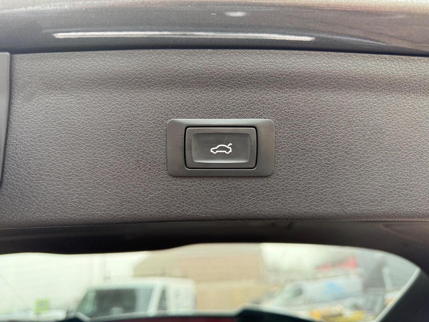 Used Audi Q3 2018 for sale - 76793632: Photo 38