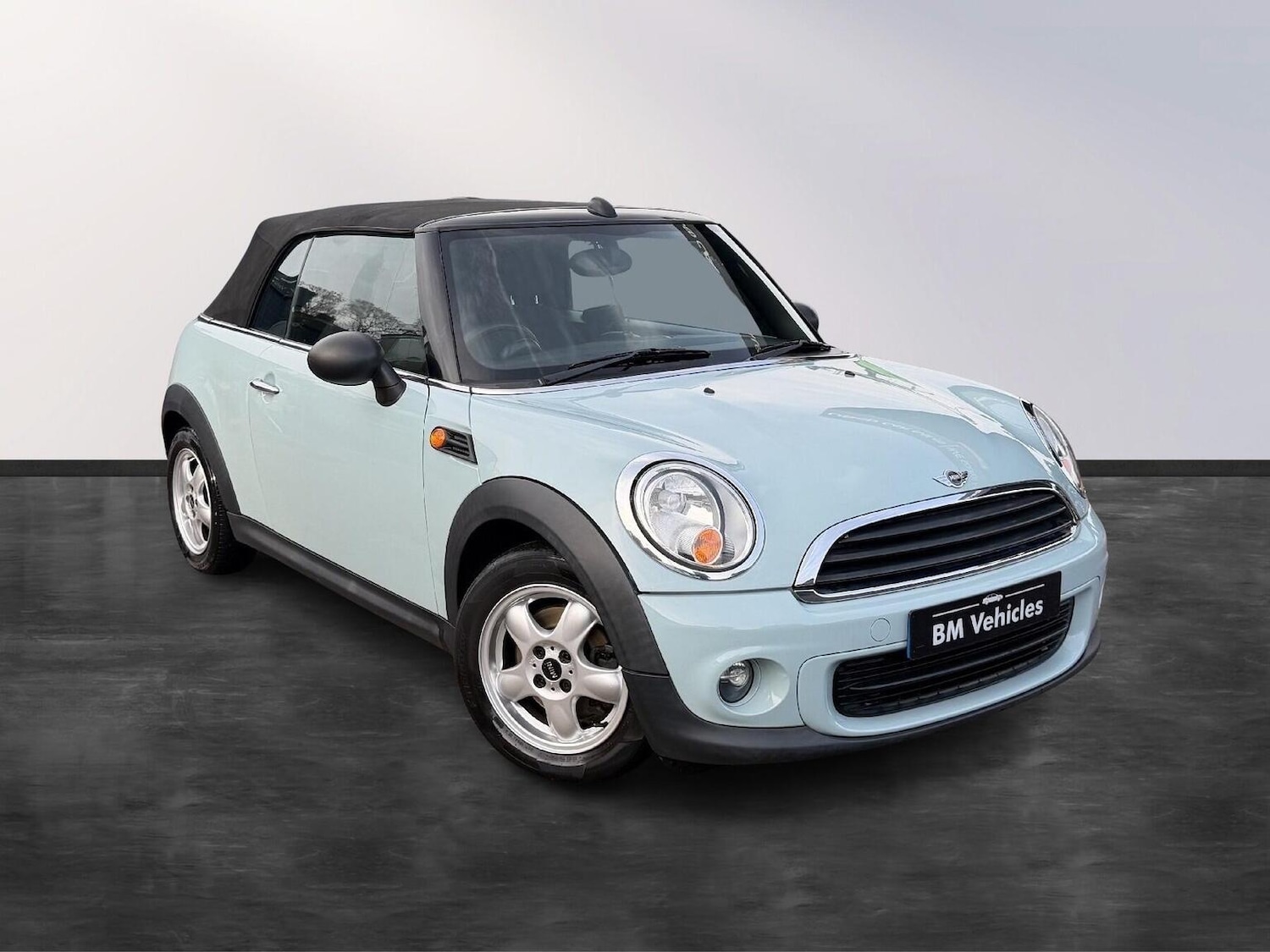Used MINI Convertible 2011 for sale - 77028008: Photo 1