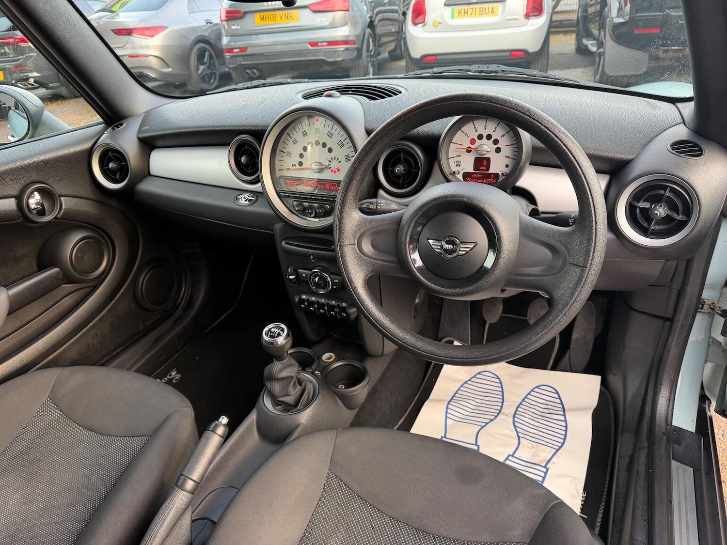 Used MINI Convertible 2011 for sale - 77028008: Photo 17