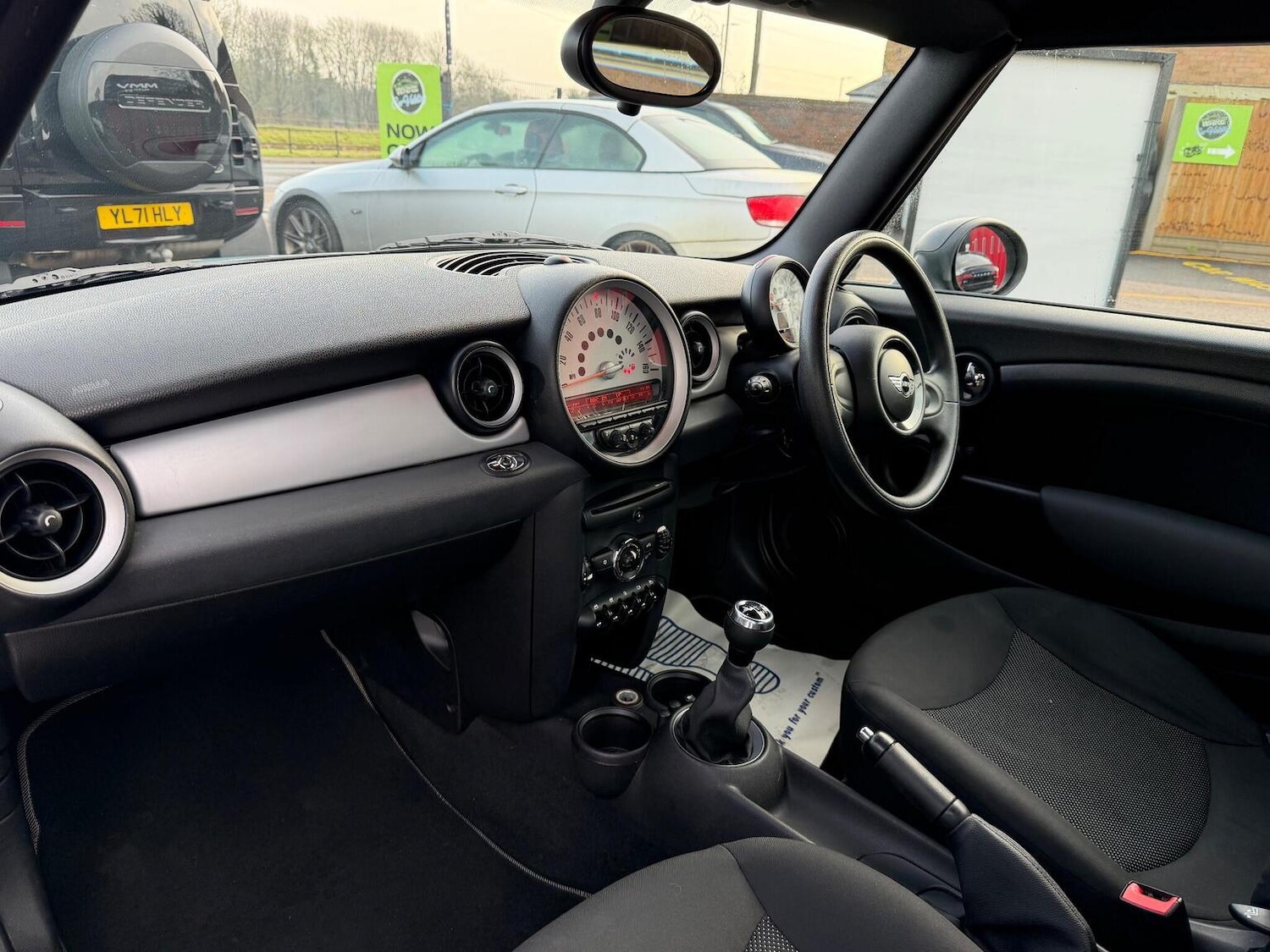 Used MINI Convertible 2011 for sale - 77028008: Photo 29