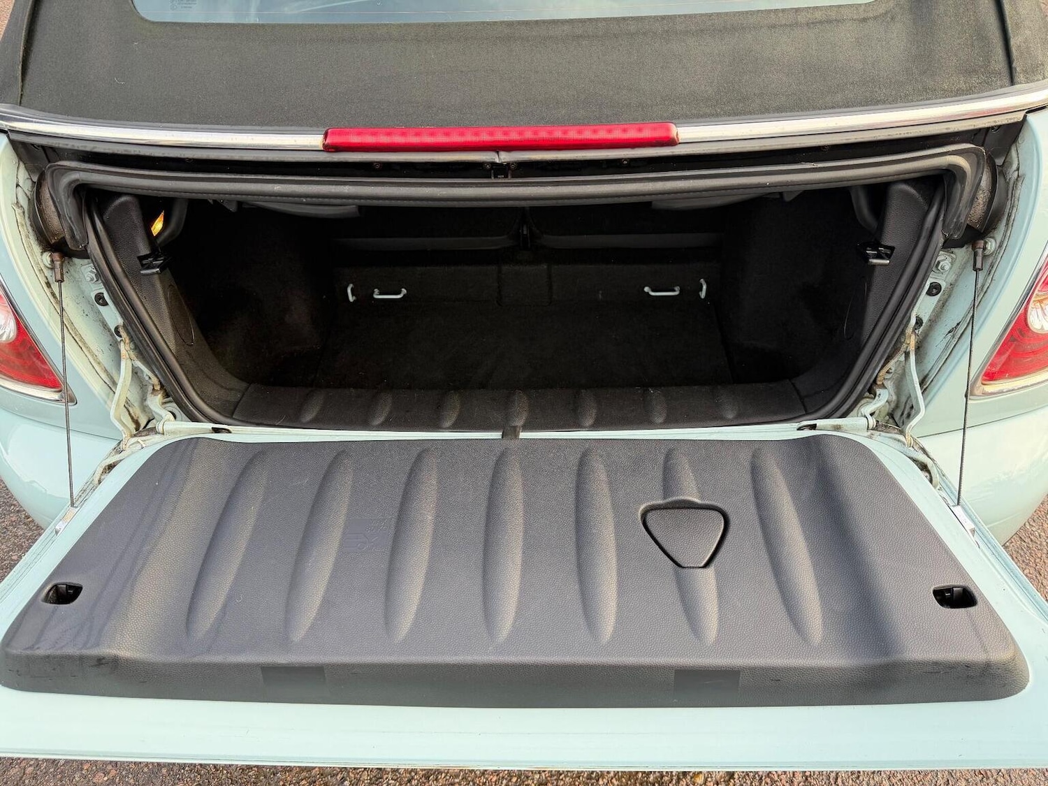 Used MINI Convertible 2011 for sale - 77028008: Photo 35