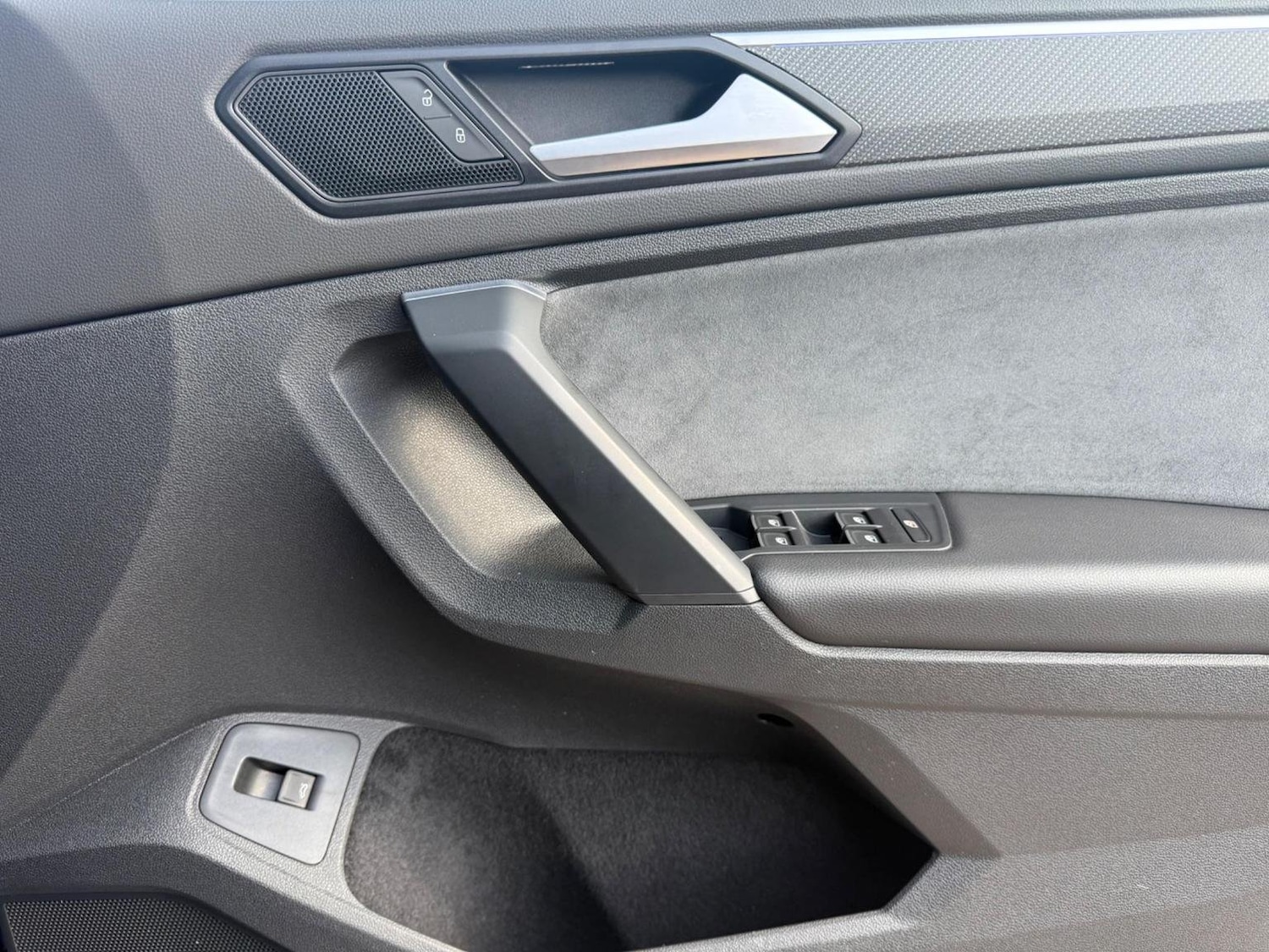 Used Volkswagen Tiguan 2021 for sale - 76670862: Photo 34