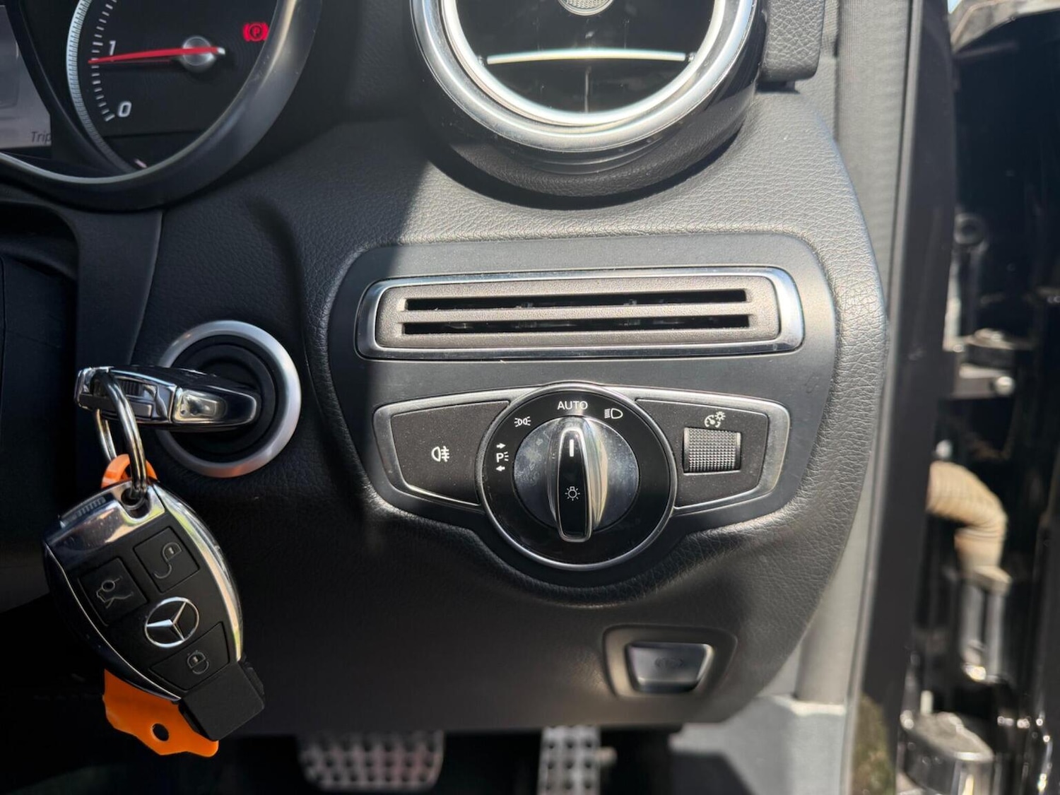 Used Mercedes-Benz GLC 2015 for sale - 78190643: Photo 25