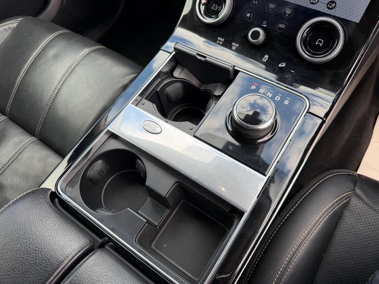 Used Land Rover Range Rover Velar 2018 for sale - 78057007: Photo 30