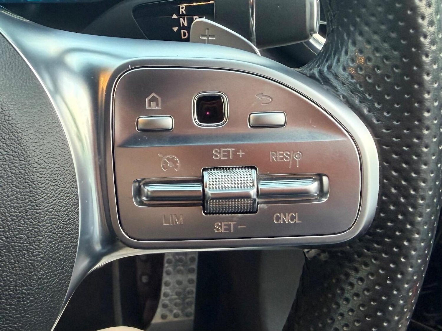 Used Mercedes-Benz C Class 2019 for sale - 77438350: Photo 17