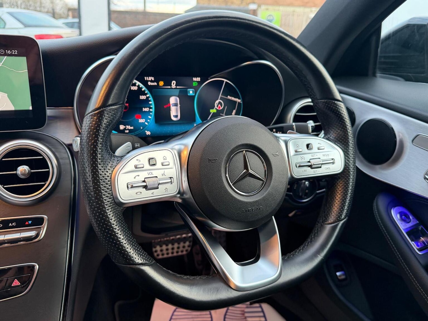 Used Mercedes-Benz C Class 2019 for sale - 77438350: Photo 18