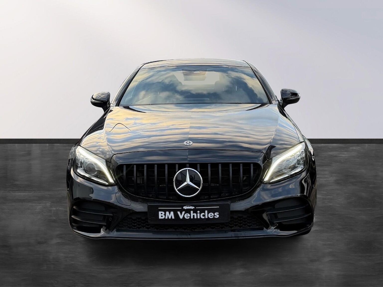 Used Mercedes-Benz C Class 2019 for sale - 77438350: Photo 2