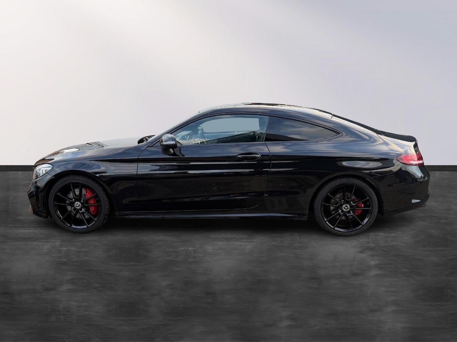 Used Mercedes-Benz C Class 2019 for sale - 77438350: Photo 4