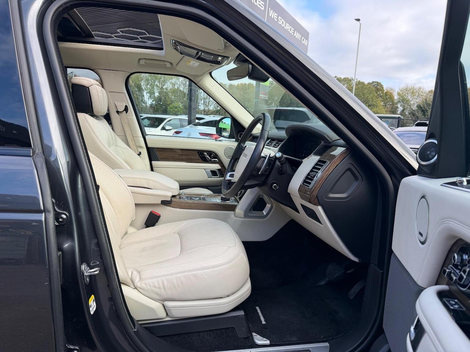 Used Land Rover Range Rover 2018 for sale - 76670856: Photo 12