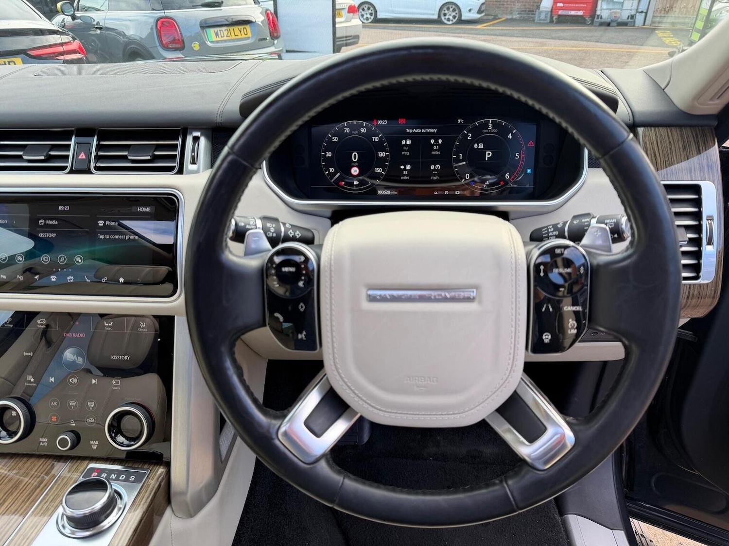 Used Land Rover Range Rover 2018 for sale - 76670856: Photo 16