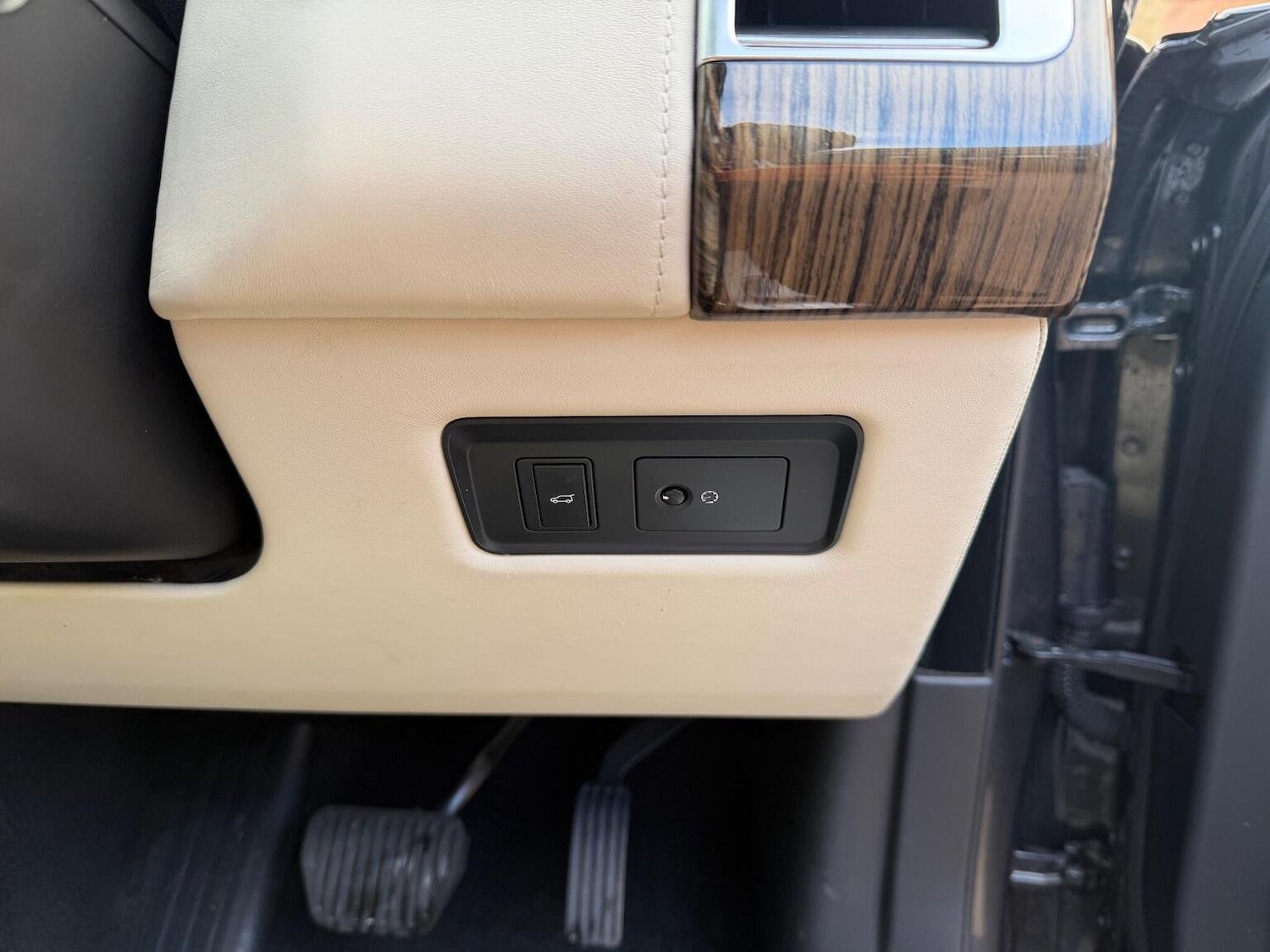 Used Land Rover Range Rover 2018 for sale - 76670856: Photo 35