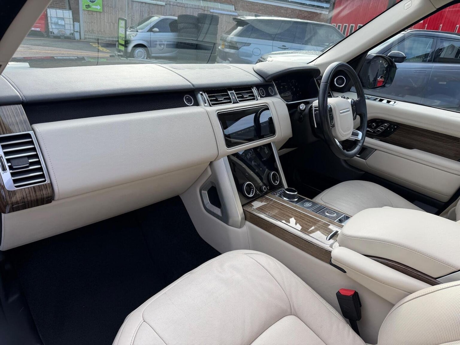 Used Land Rover Range Rover 2018 for sale - 76670856: Photo 39