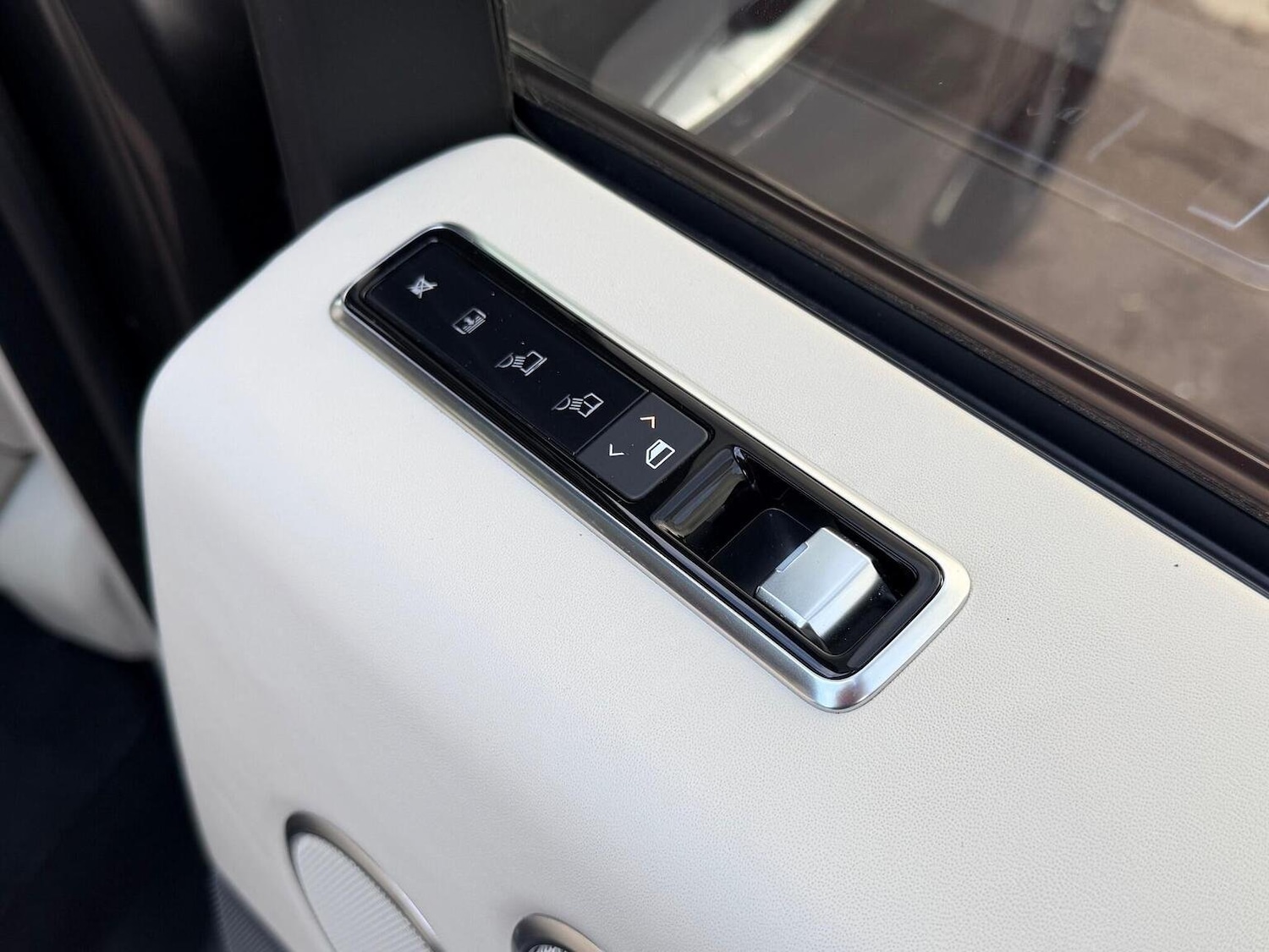 Used Land Rover Range Rover 2018 for sale - 76670856: Photo 51