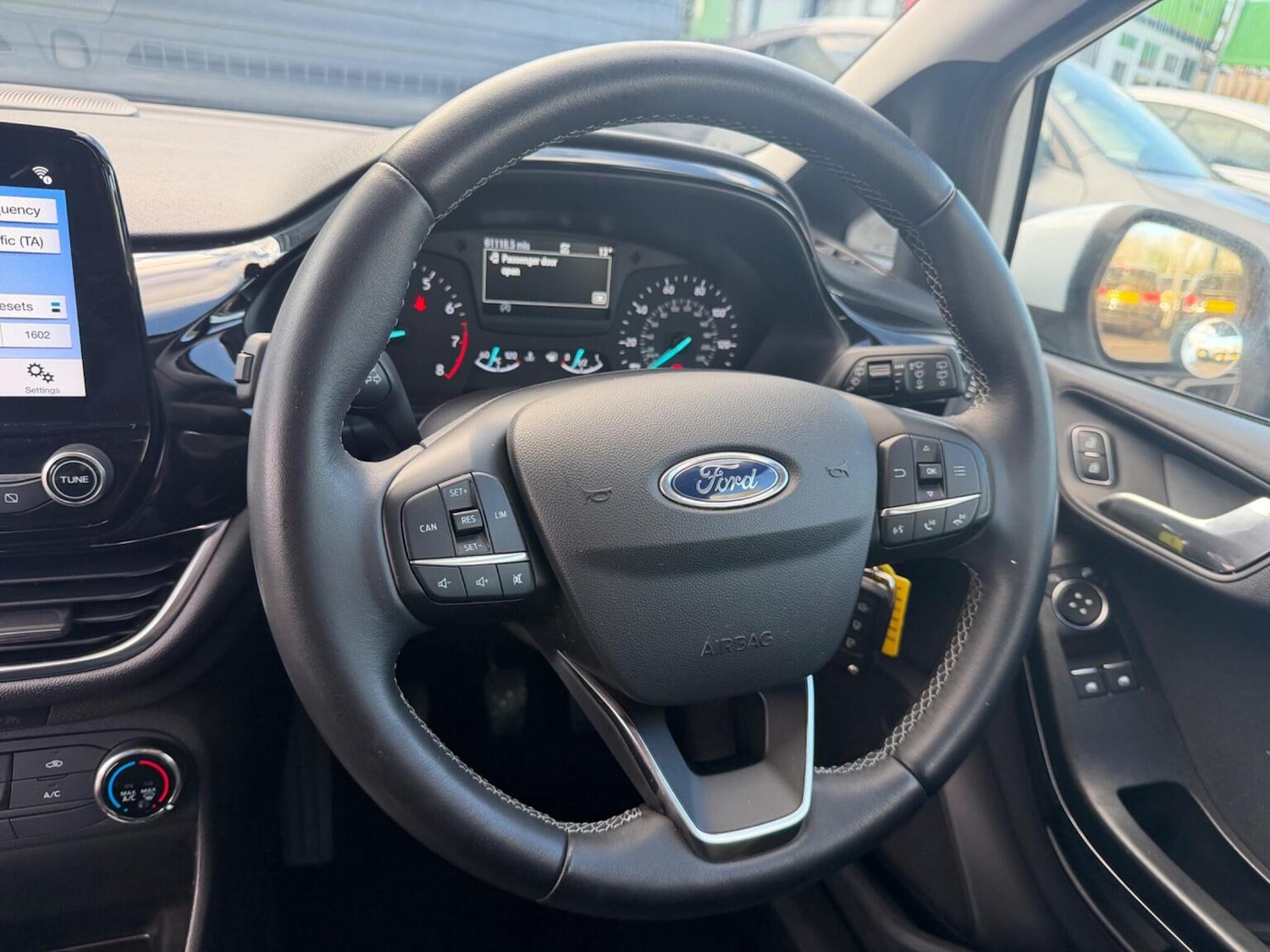 Used Ford Fiesta 2018 for sale - 77636919: Photo 19