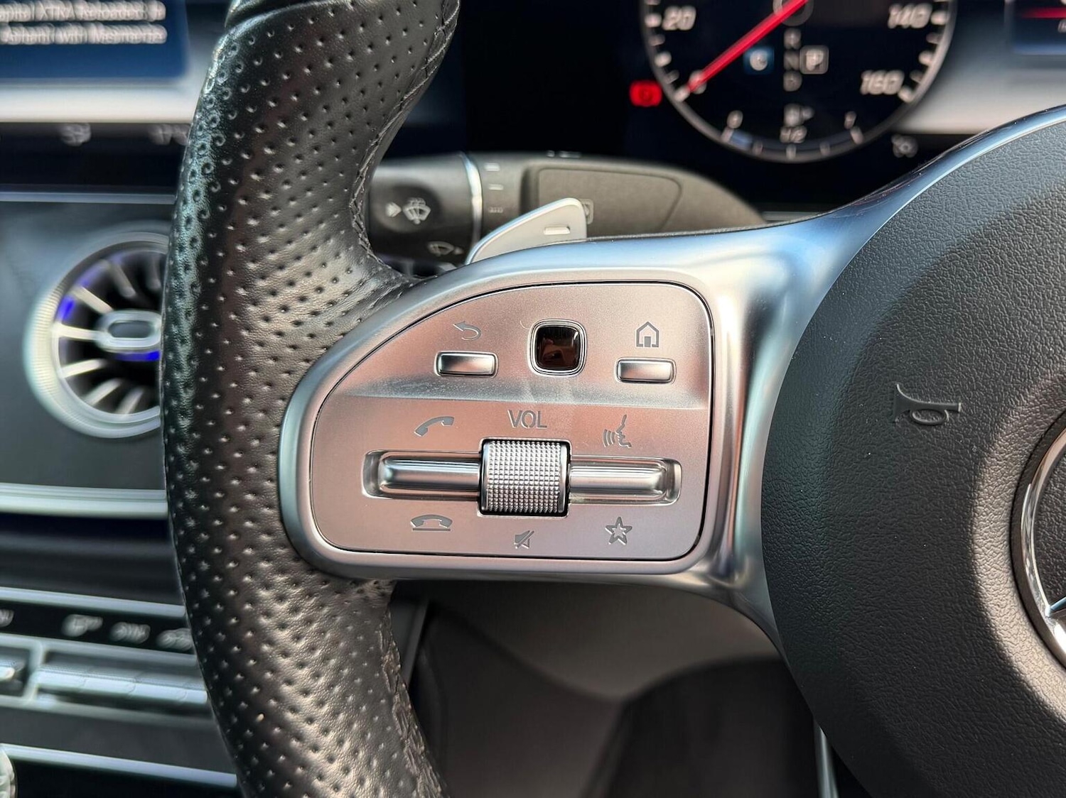 Used Mercedes-Benz E Class 2019 for sale - 76670863: Photo 17