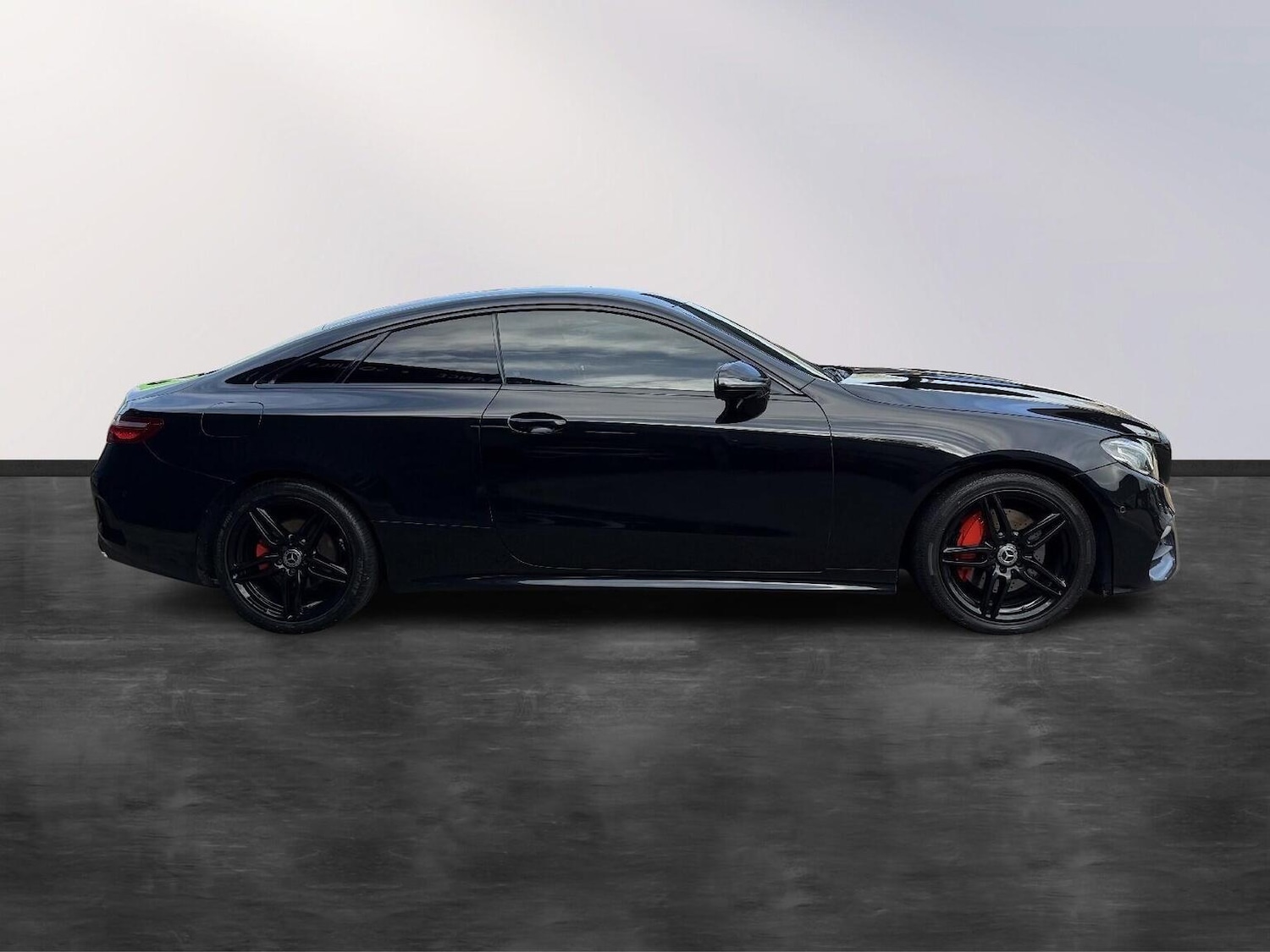 Used Mercedes-Benz E Class 2019 for sale - 76670863: Photo 9