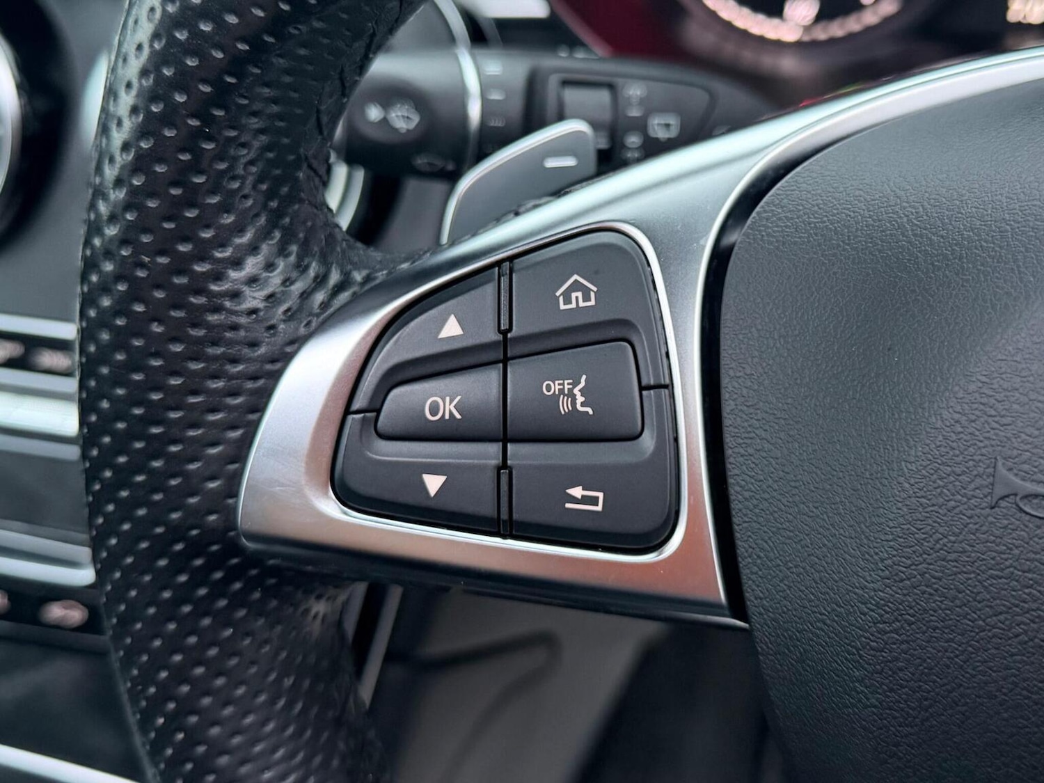 Used Mercedes-Benz GLC 2017 for sale - 77494789: Photo 17