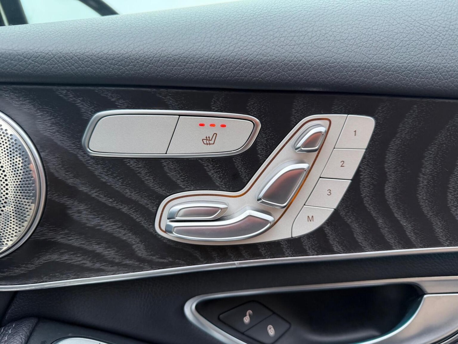 Used Mercedes-Benz GLC 2017 for sale - 77494789: Photo 31