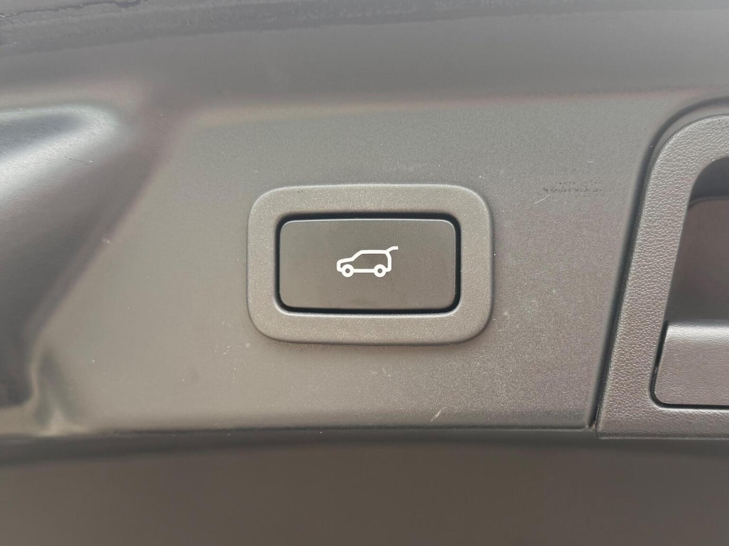 Used Land Rover Range Rover Velar 2021 for sale - 77681859: Photo 41