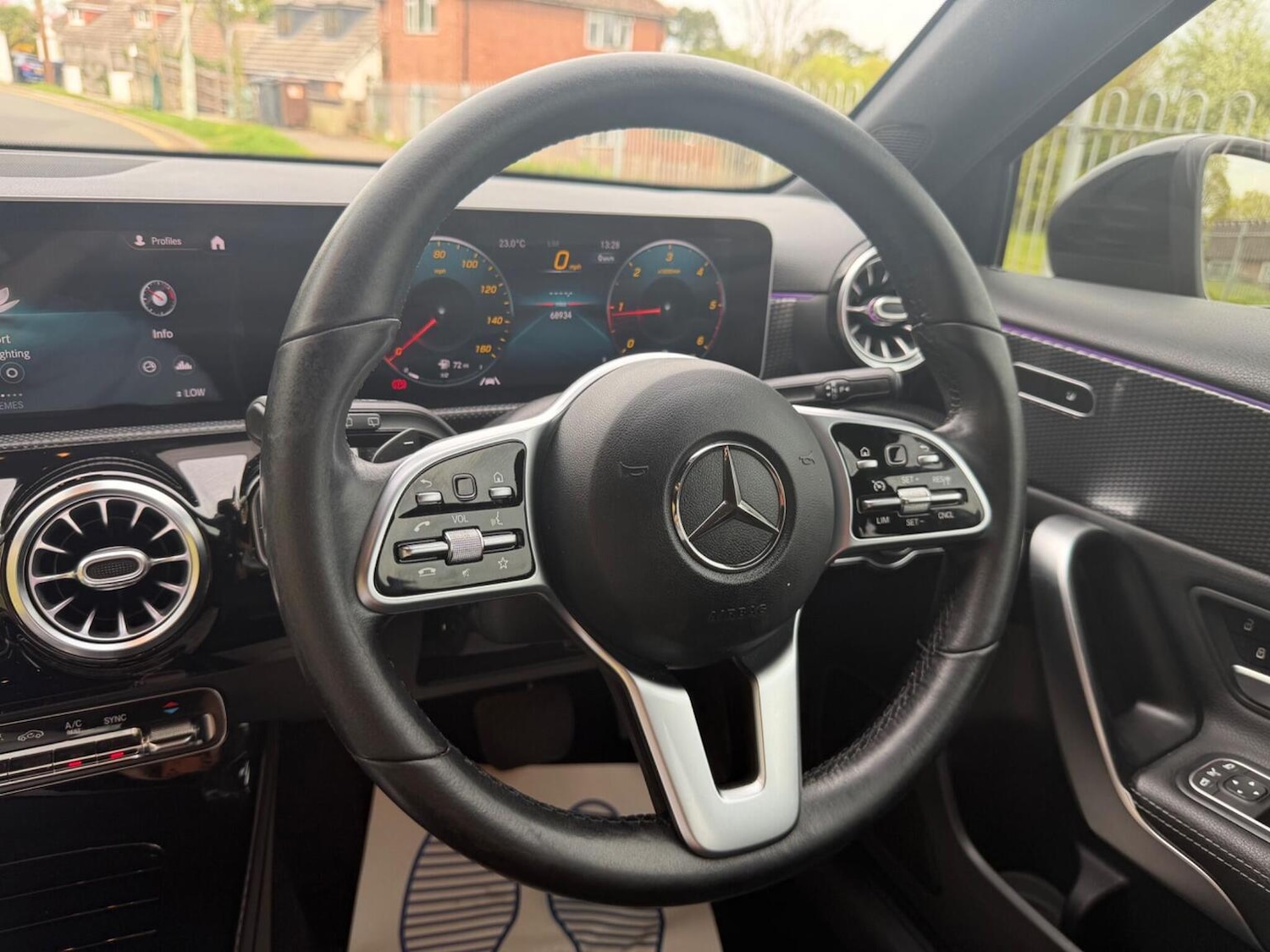 Used Mercedes-Benz A-Class 2018 for sale - 78182851: Photo 19