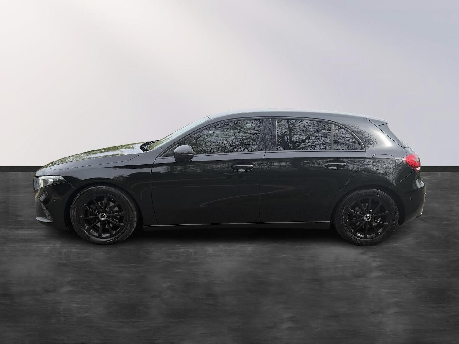 Used Mercedes-Benz A-Class 2018 for sale - 78182851: Photo 4