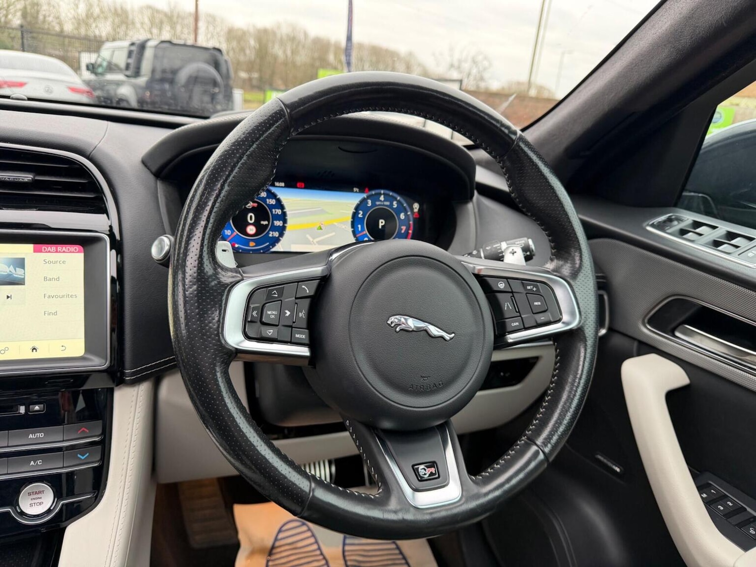 Used Jaguar F-Pace 2019 for sale - 77595471: Photo 21