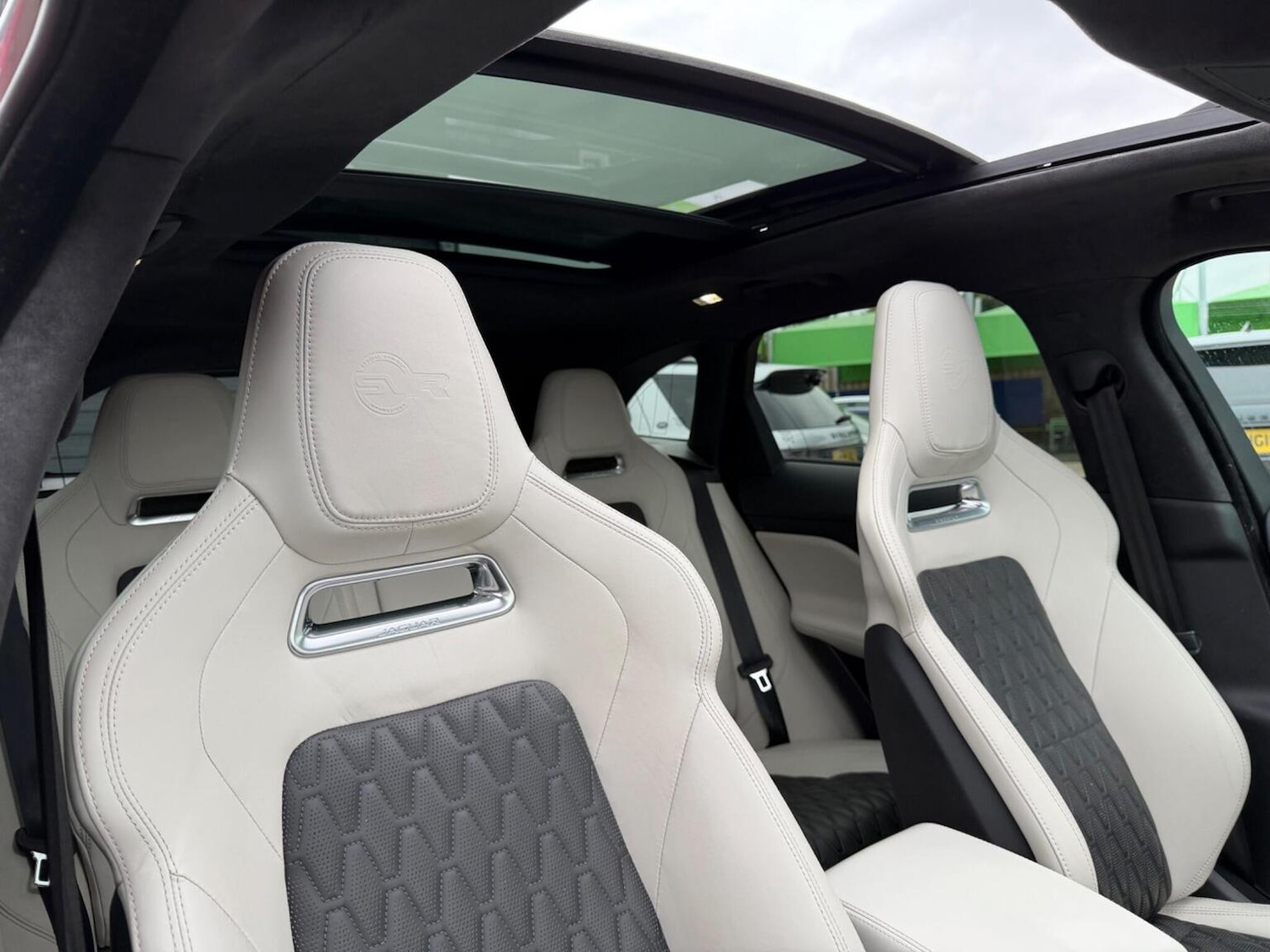 Used Jaguar F-Pace 2019 for sale - 77595471: Photo 39