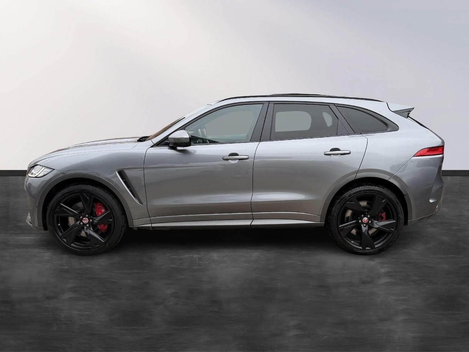 Used Jaguar F-Pace 2019 for sale - 77595471: Photo 4