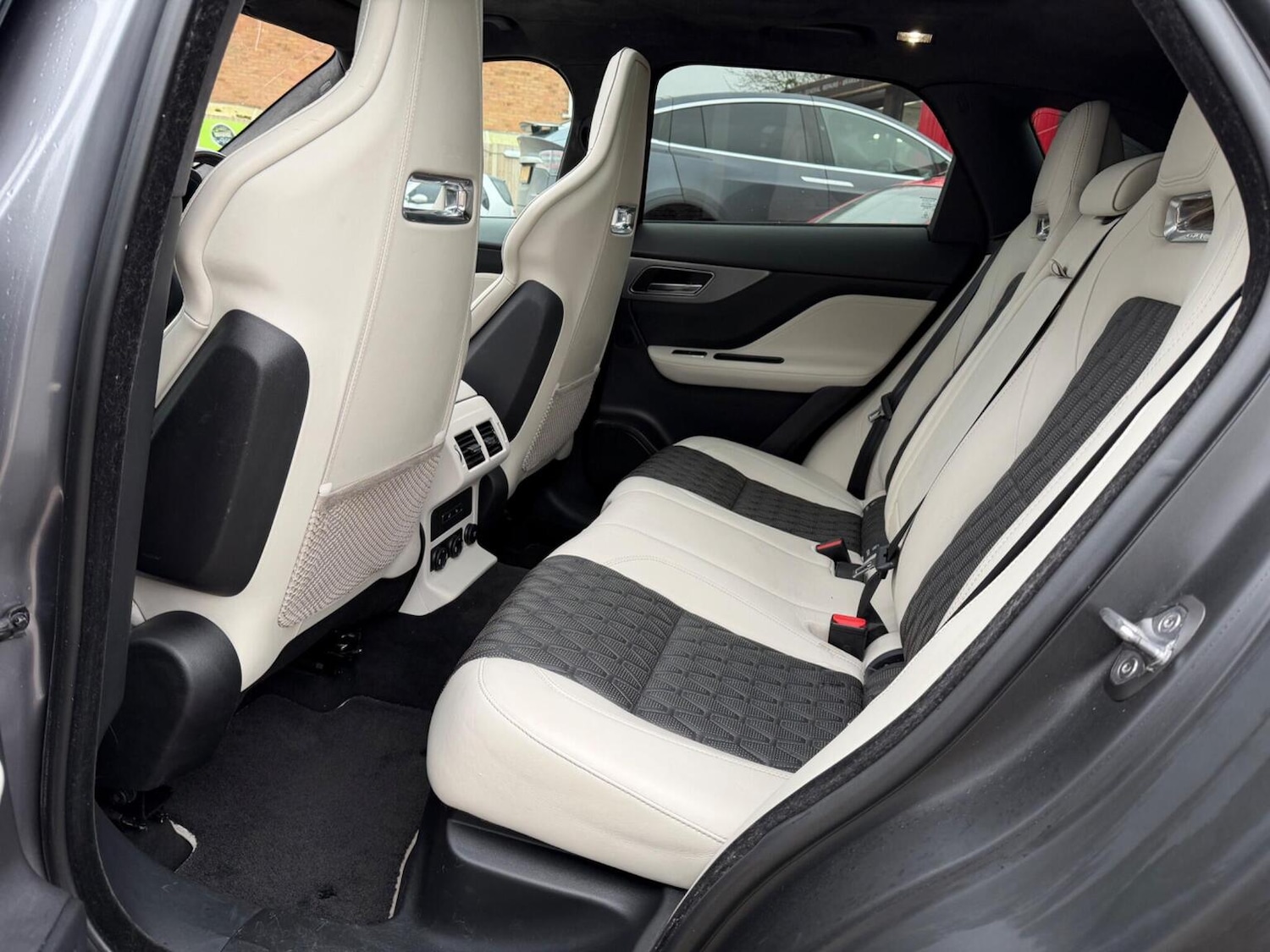 Used Jaguar F-Pace 2019 for sale - 77595471: Photo 43