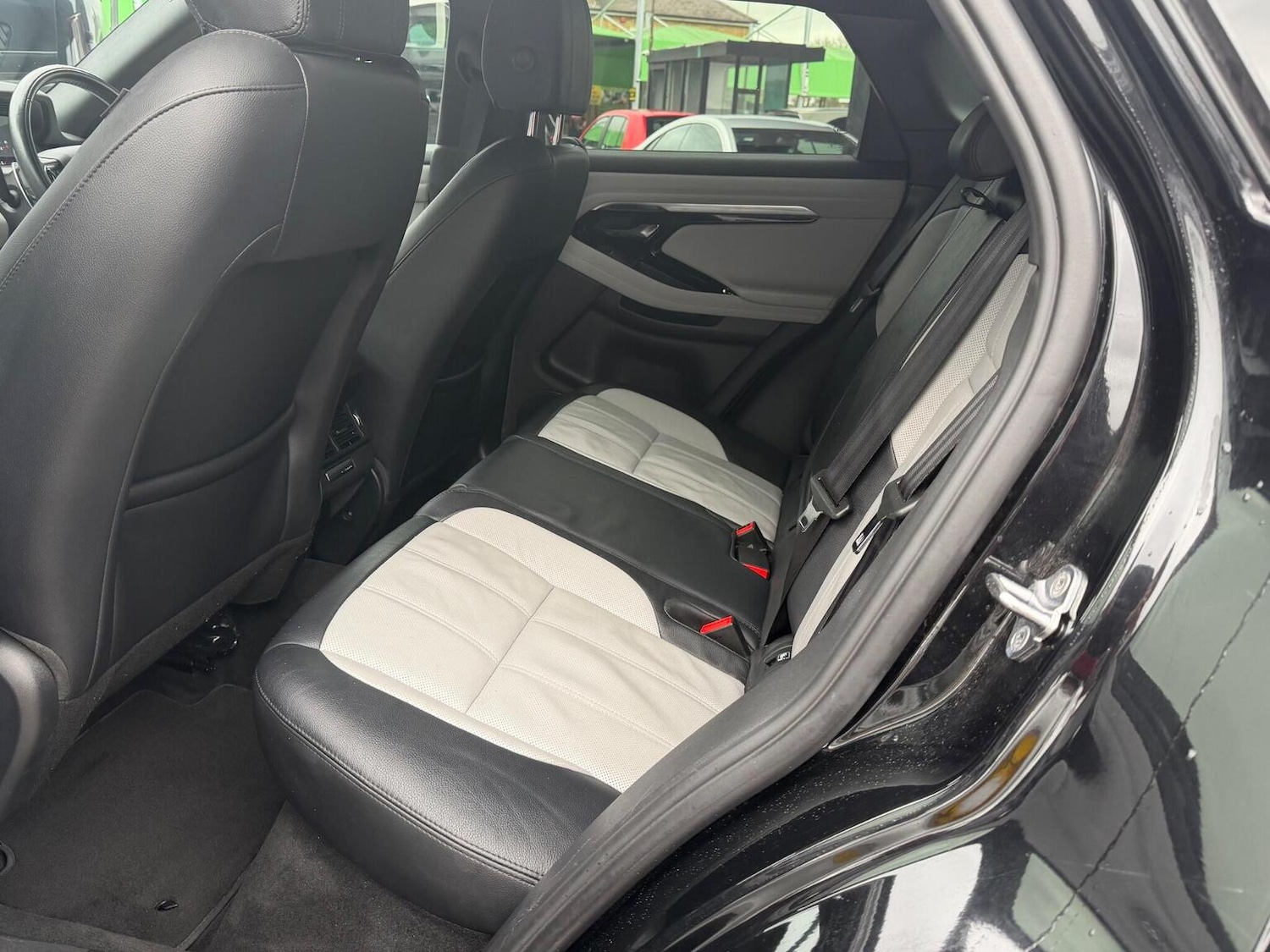 Used Land Rover Range Rover Evoque 2022 for sale - 77997225: Photo 32