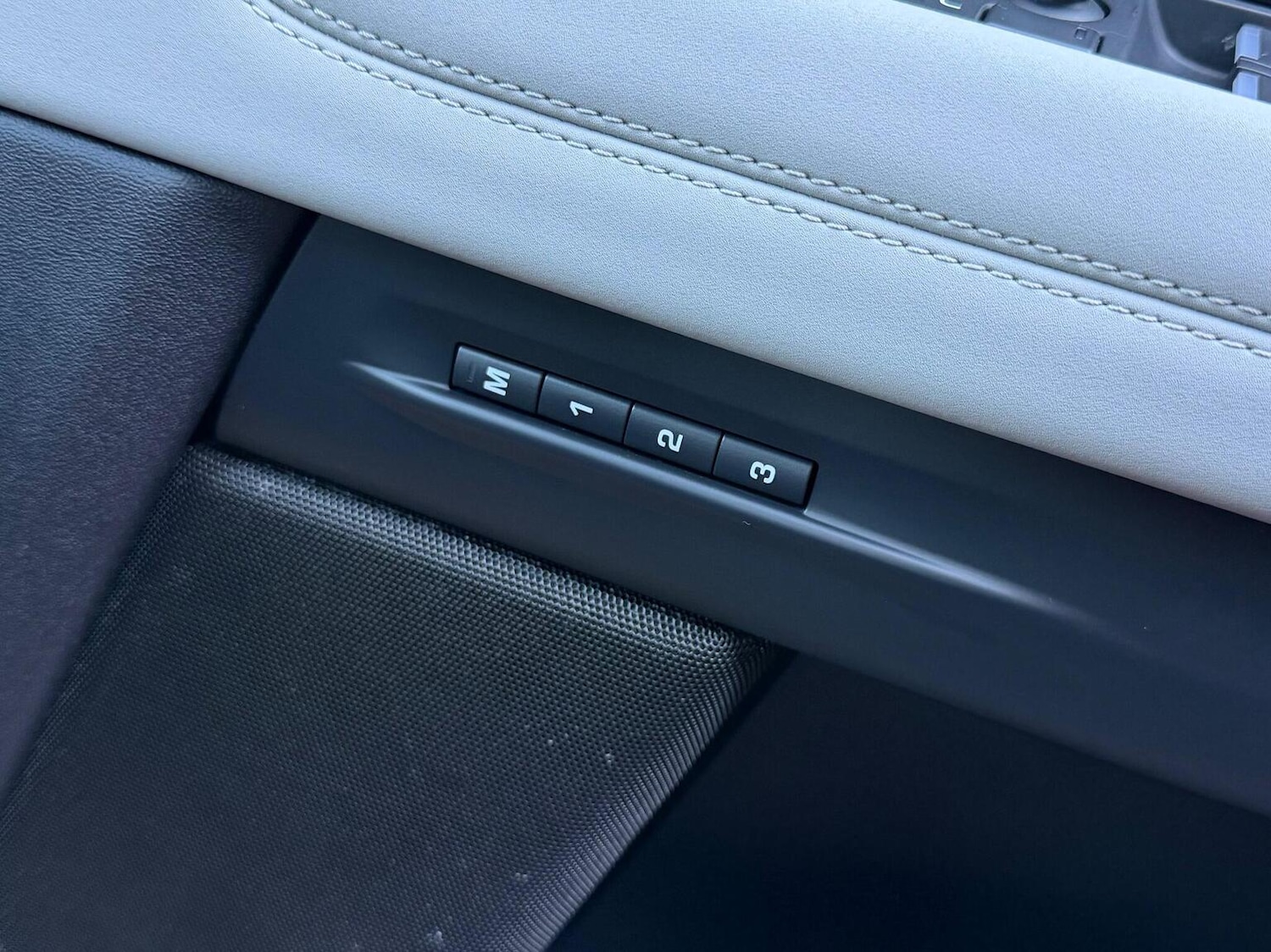 Used Land Rover Range Rover Evoque 2020 for sale - 76670792: Photo 33