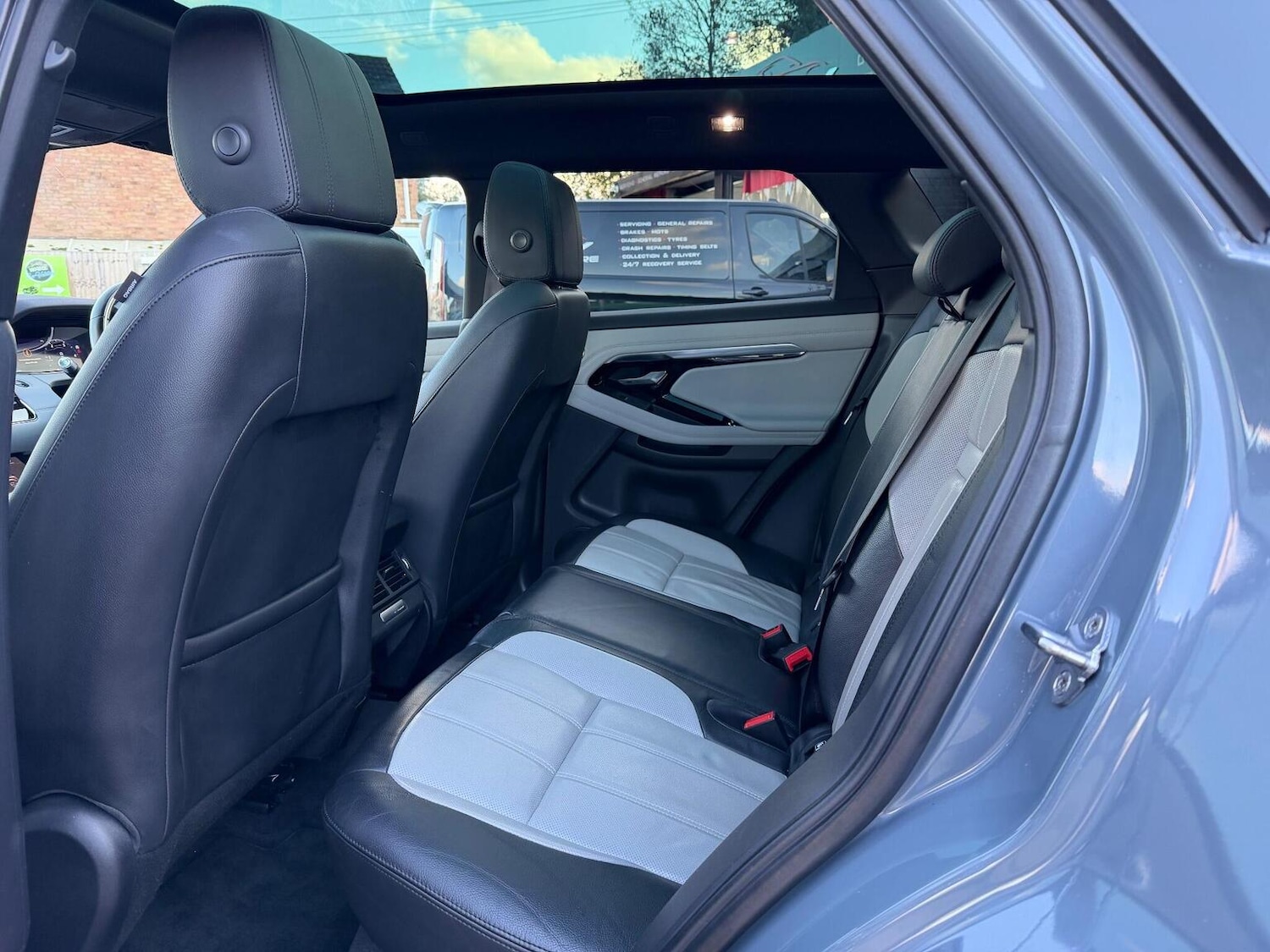 Used Land Rover Range Rover Evoque 2020 for sale - 76670792: Photo 43