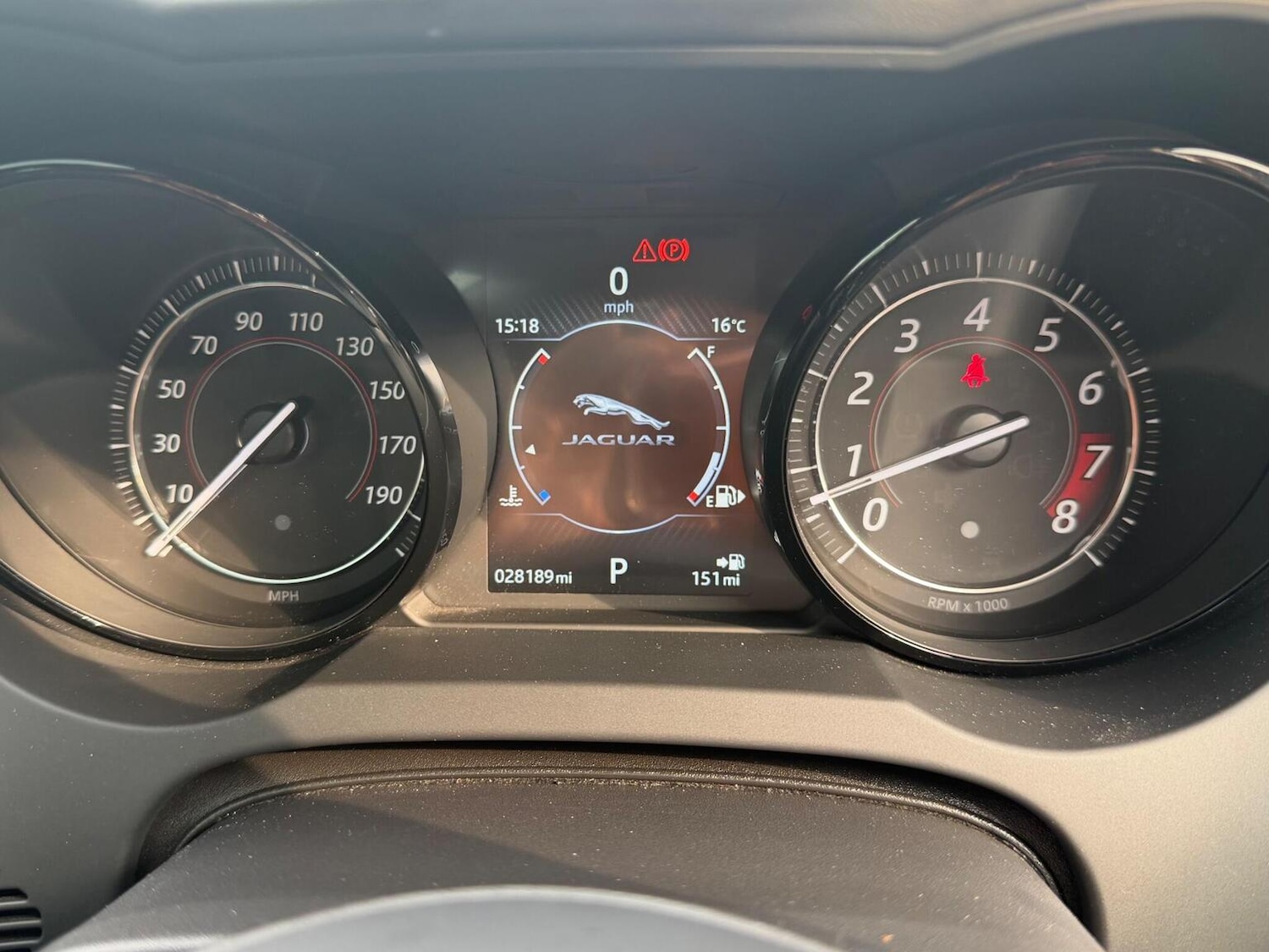 Used Jaguar F-Type 2017 for sale - 77991805: Photo 14