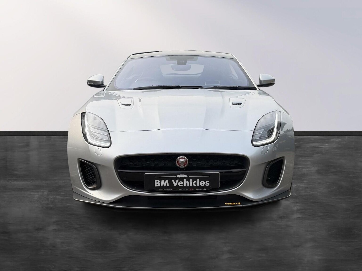 Used Jaguar F-Type 2017 for sale - 77991805: Photo 2