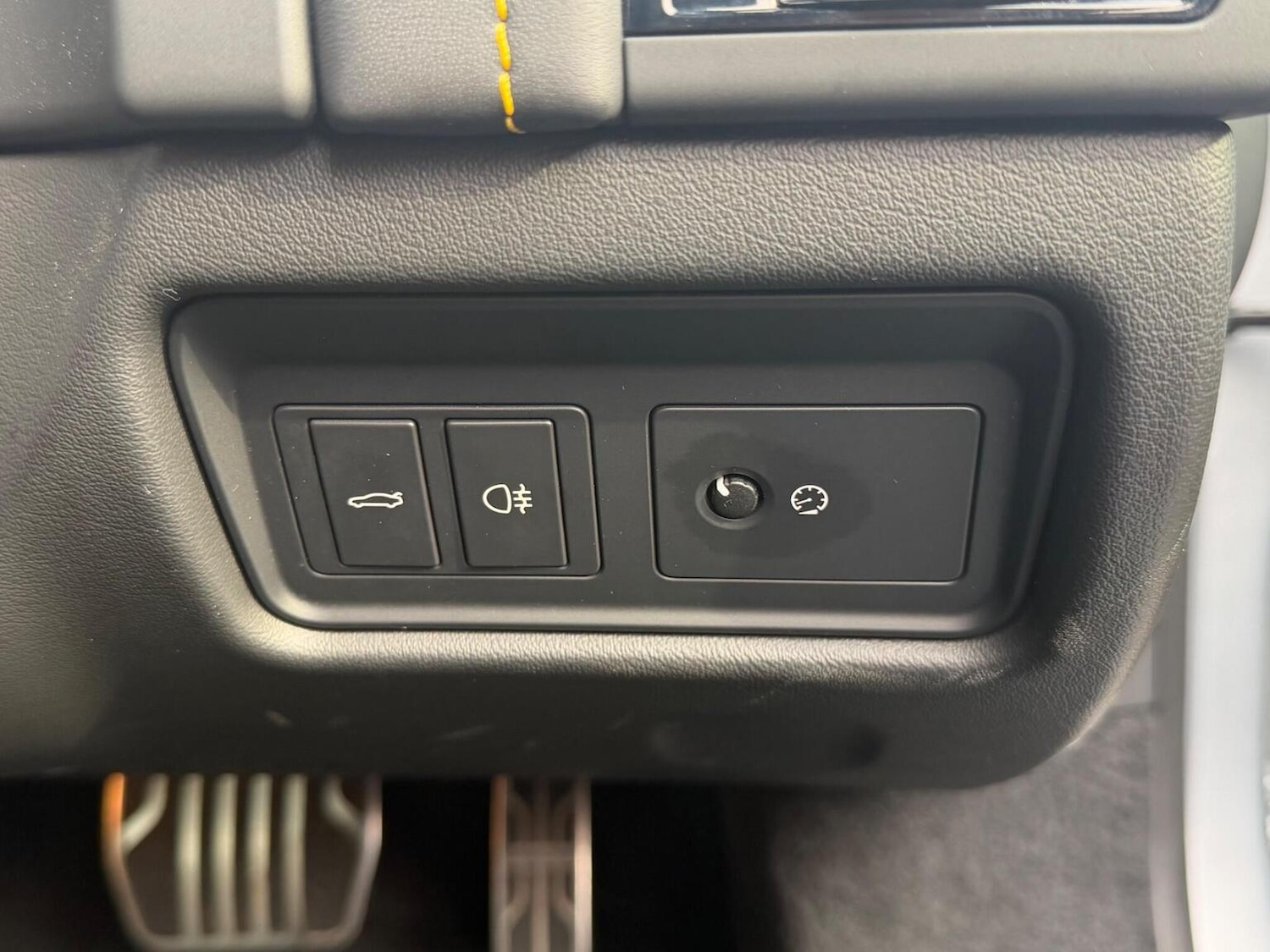 Used Jaguar F-Type 2017 for sale - 77991805: Photo 32