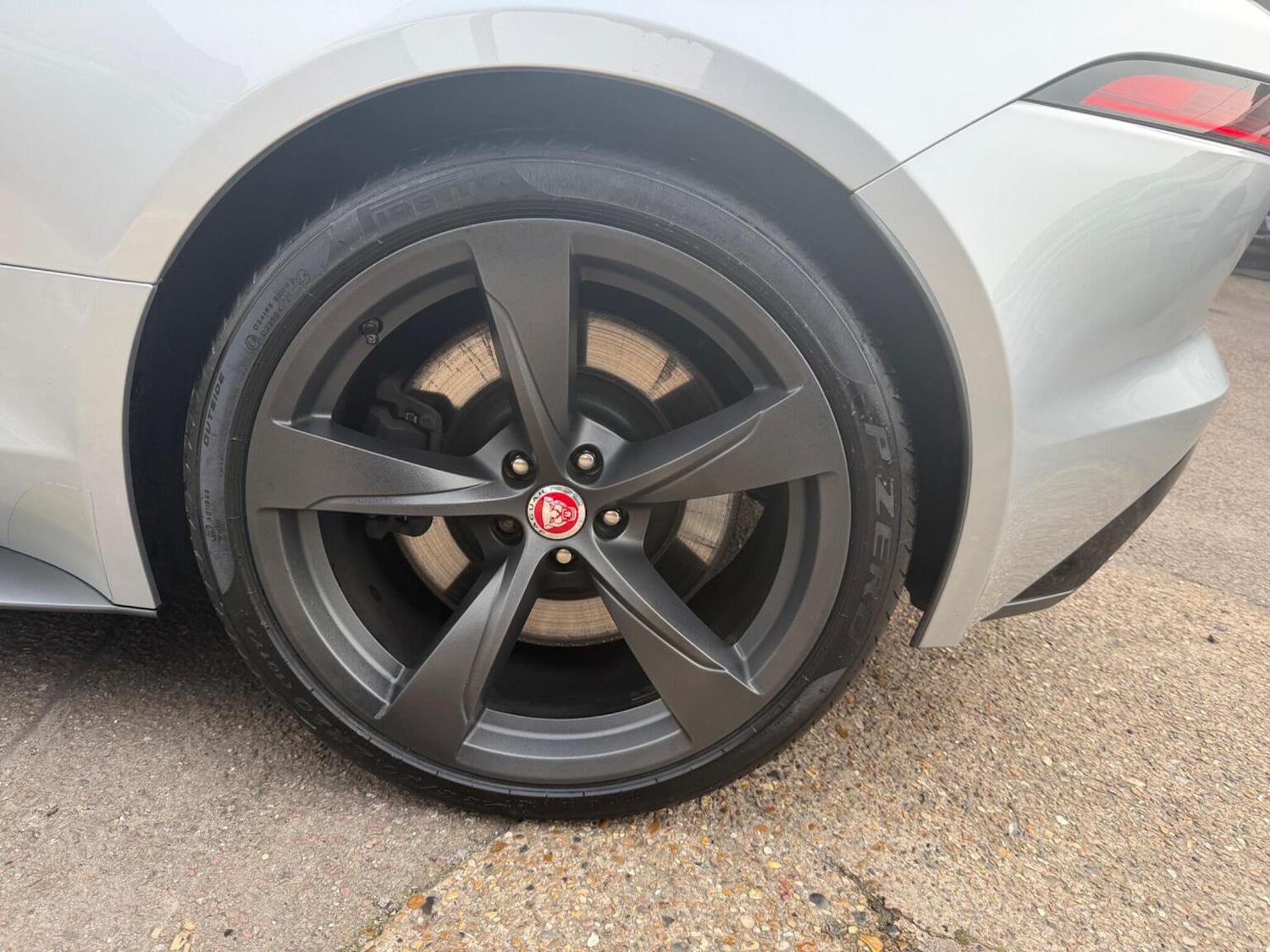 Used Jaguar F-Type 2017 for sale - 77991805: Photo 42