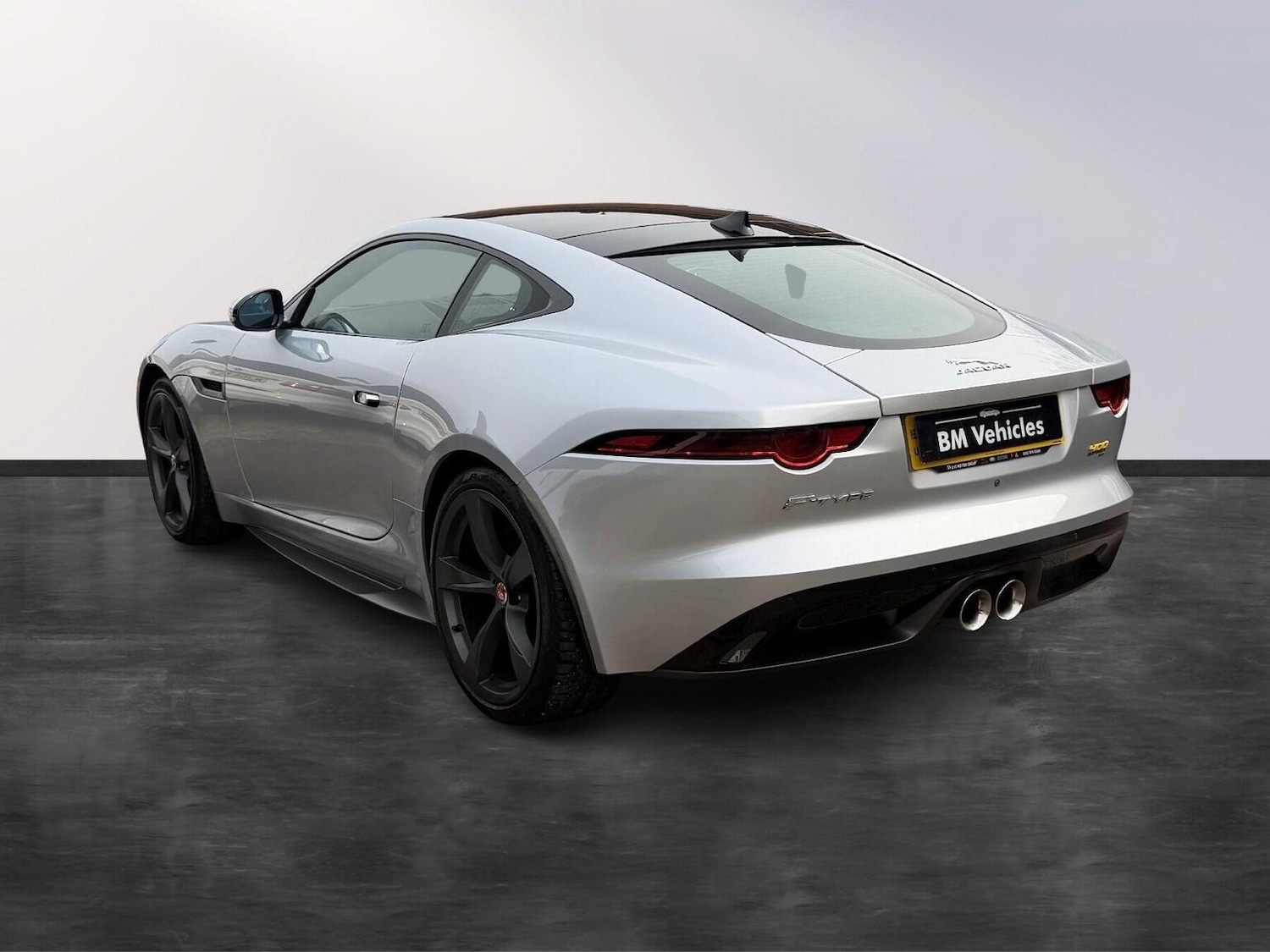 Used Jaguar F-Type 2017 for sale - 77991805: Photo 6