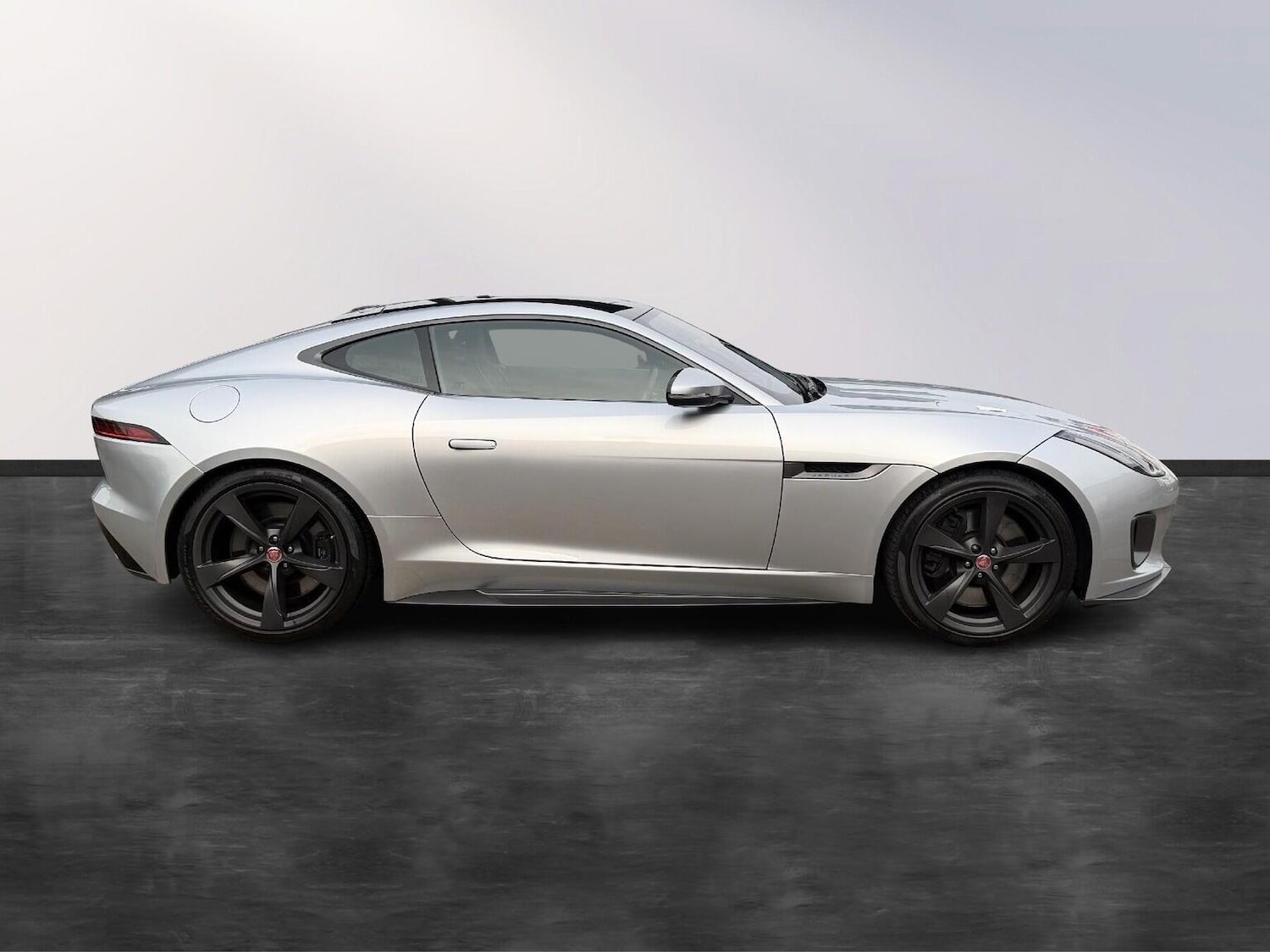 Used Jaguar F-Type 2017 for sale - 77991805: Photo 9