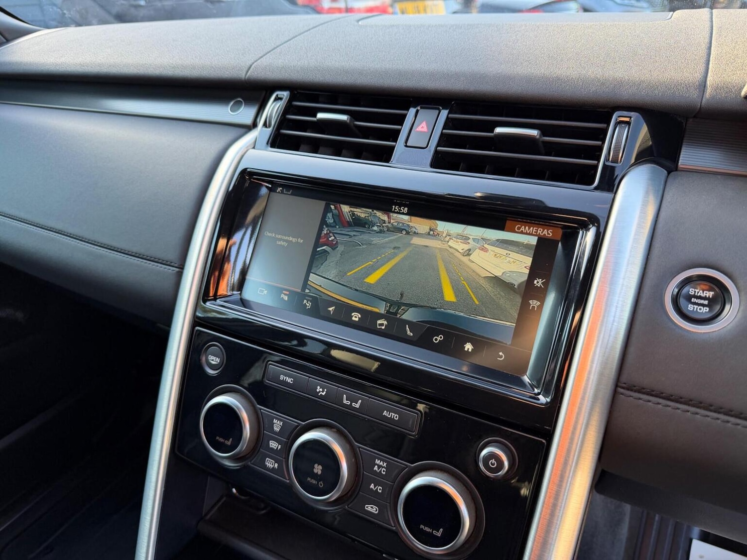 Used Land Rover Discovery 2020 for sale - 77997215: Photo 17