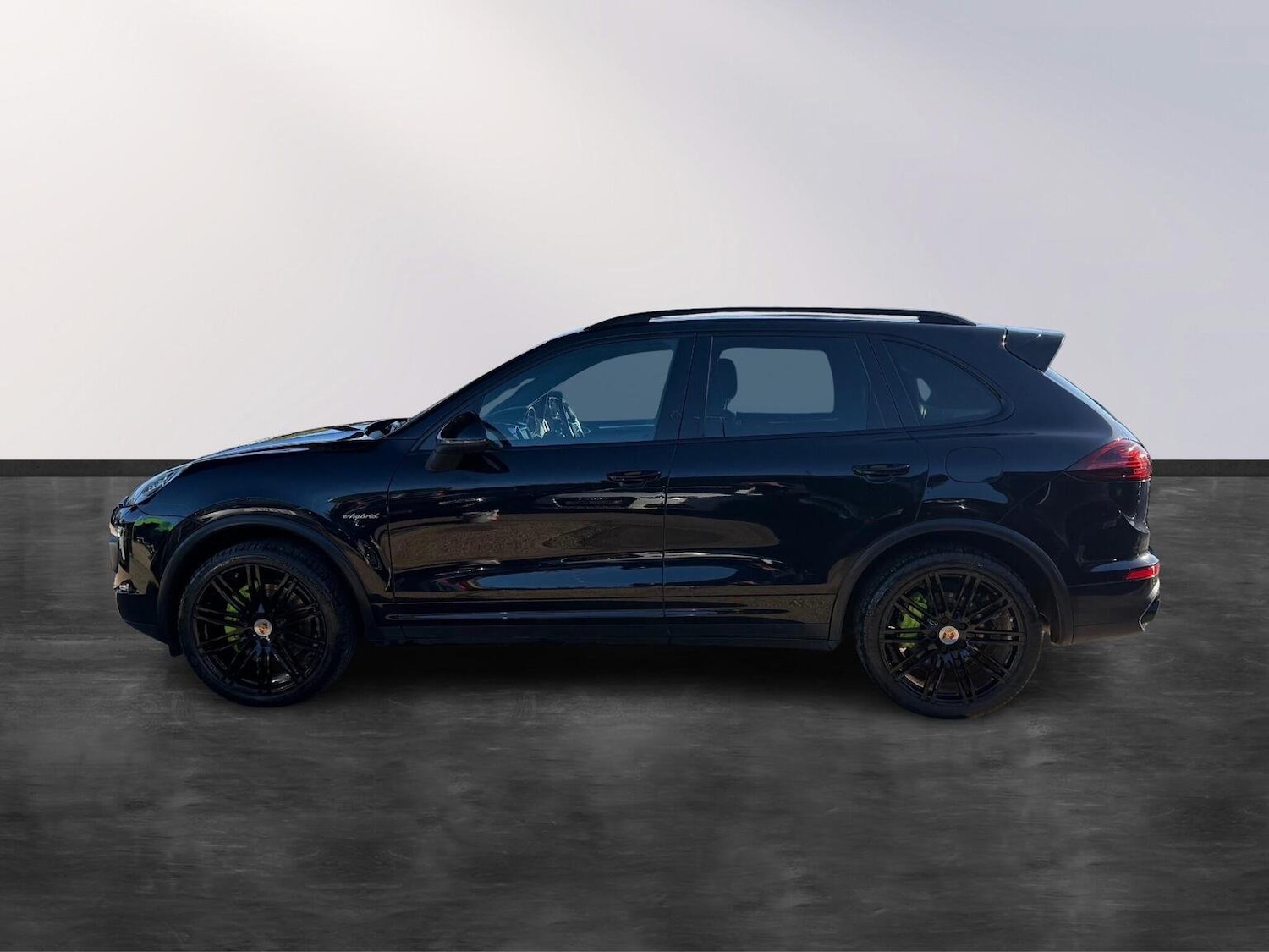 Used Porsche Cayenne 2016 for sale - 77464732: Photo 4