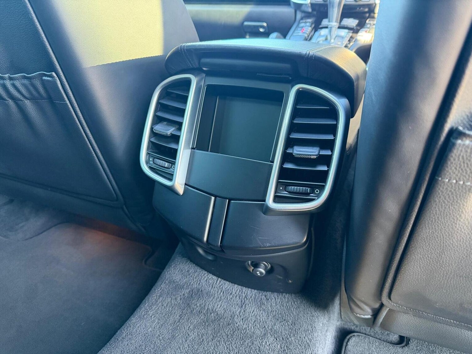 Used Porsche Cayenne 2016 for sale - 77464732: Photo 43