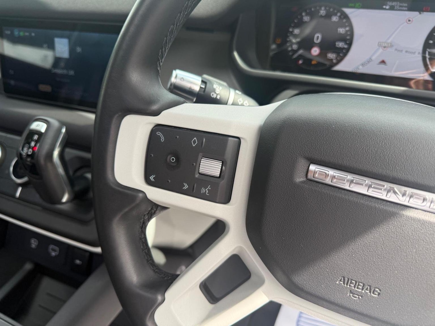 Used Land Rover Defender 110 2020 for sale - 76793631: Photo 16