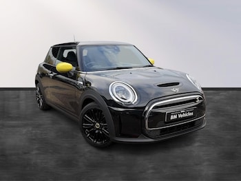 Used MINI Hatch 2021 for sale - 76670858: Photo