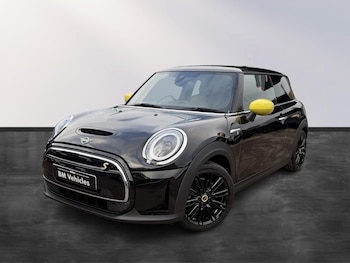 Used MINI Hatch 2021 for sale - 76670858: Photo