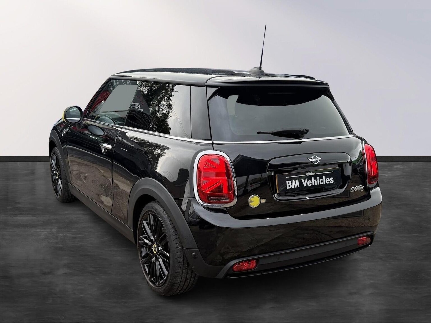 Used MINI Hatch 2021 for sale - 76670858: Photo 6
