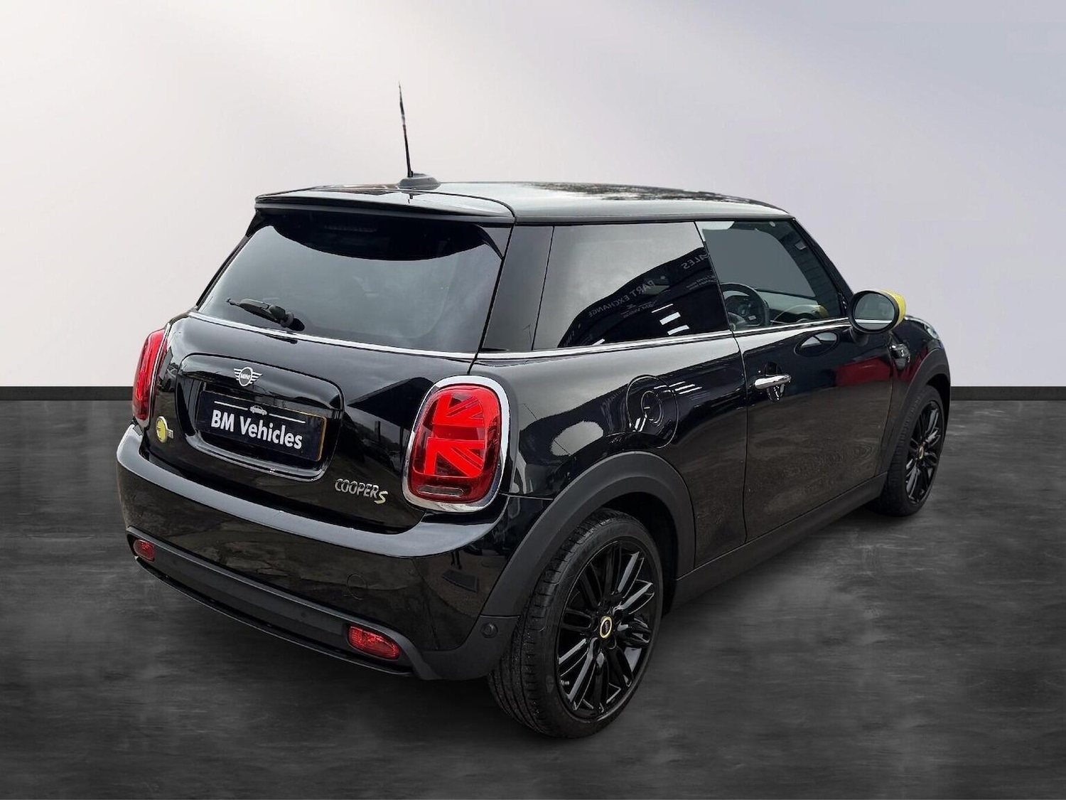 Used MINI Hatch 2021 for sale - 76670858: Photo 8